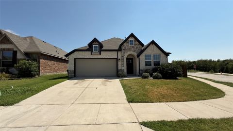 204 Rosewood Drive, Lavon