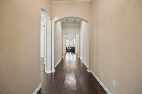 338 Wyndale Drive, Lewisville, TX 75056 — photo 2