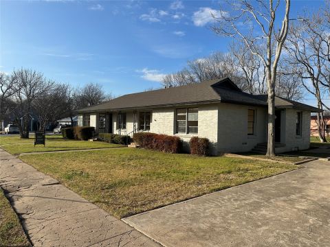 315 W Main Street, Midlothian, TX 76065 — photo 2